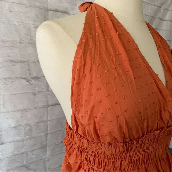 New Swiss Dot Halter - Picture 2 of 9